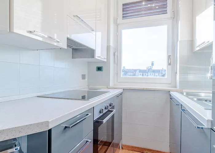 Guesthost - The Window Over The Mole Stunning X4 Appartement *