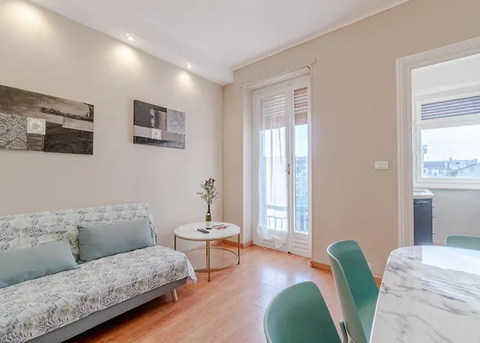 Apartment Guesthost - The Window Over The Mole Stunning X4 Turin