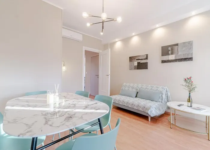 Apartman Guesthost - The Window Over The Mole Stunning X4 Torino